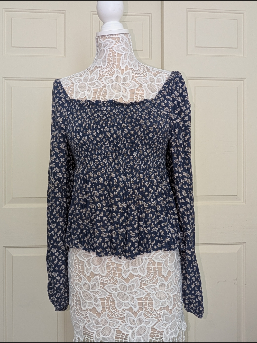 Dip Blue Floral Off Shoulder Long Sleeve Smocked Top XL
